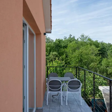 Villa Paola By Guide *