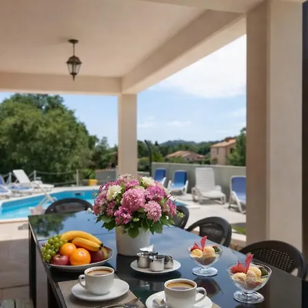 Vila Paola By Guide *
